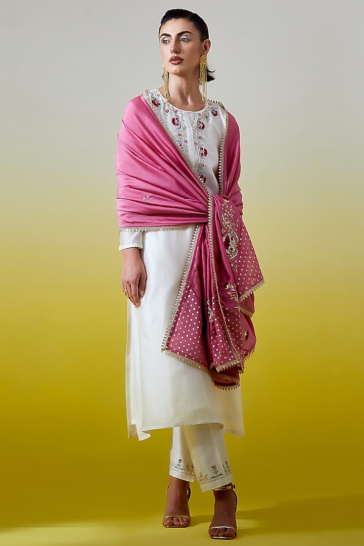 Dark Pink Silk Chanderi Embroidered Dupatta by Anantaa By Roohi Trehan at Pernia's Pop Up Shop