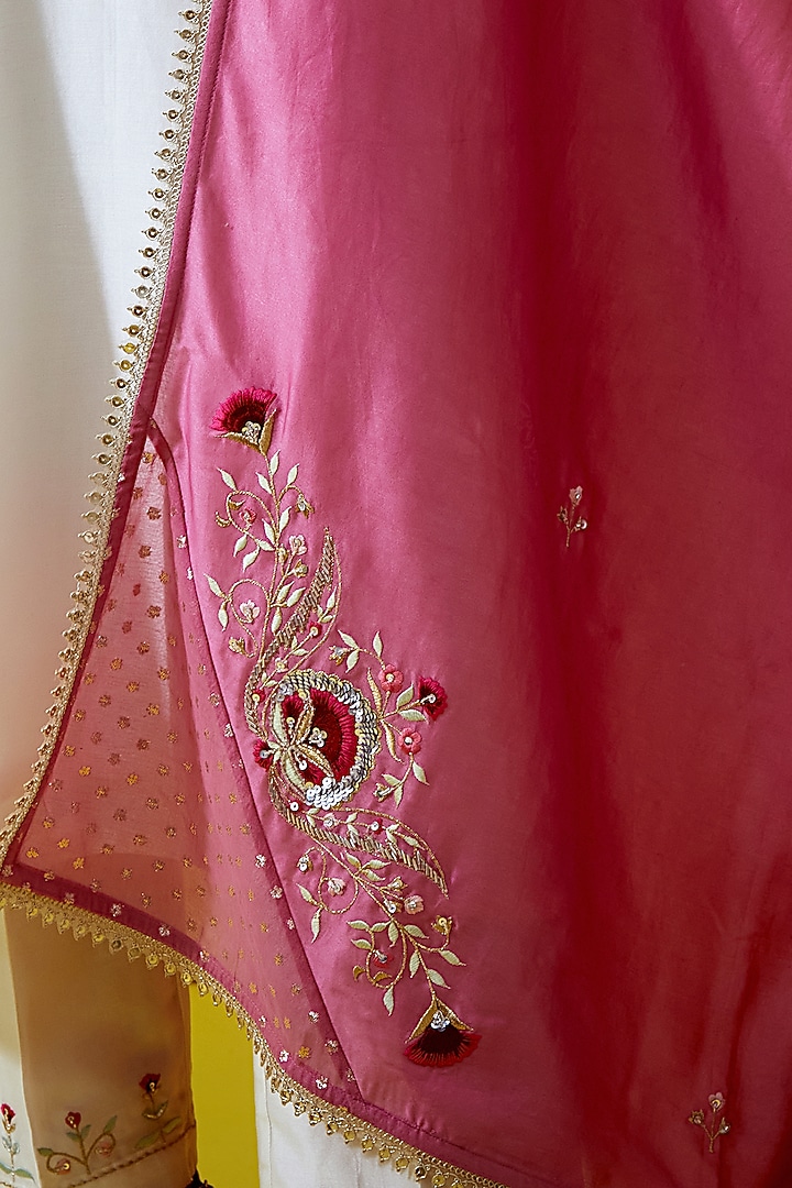 Dark Pink Silk Chanderi Embroidered Dupatta by Anantaa By Roohi Trehan at Pernia's Pop Up Shop
