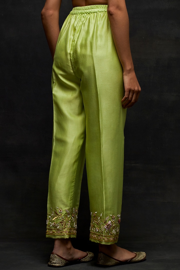 Green Silk Chanderi Floral Embroidered Kurta Set by Anantaa By Roohi Trehan at Pernia's Pop Up Shop
