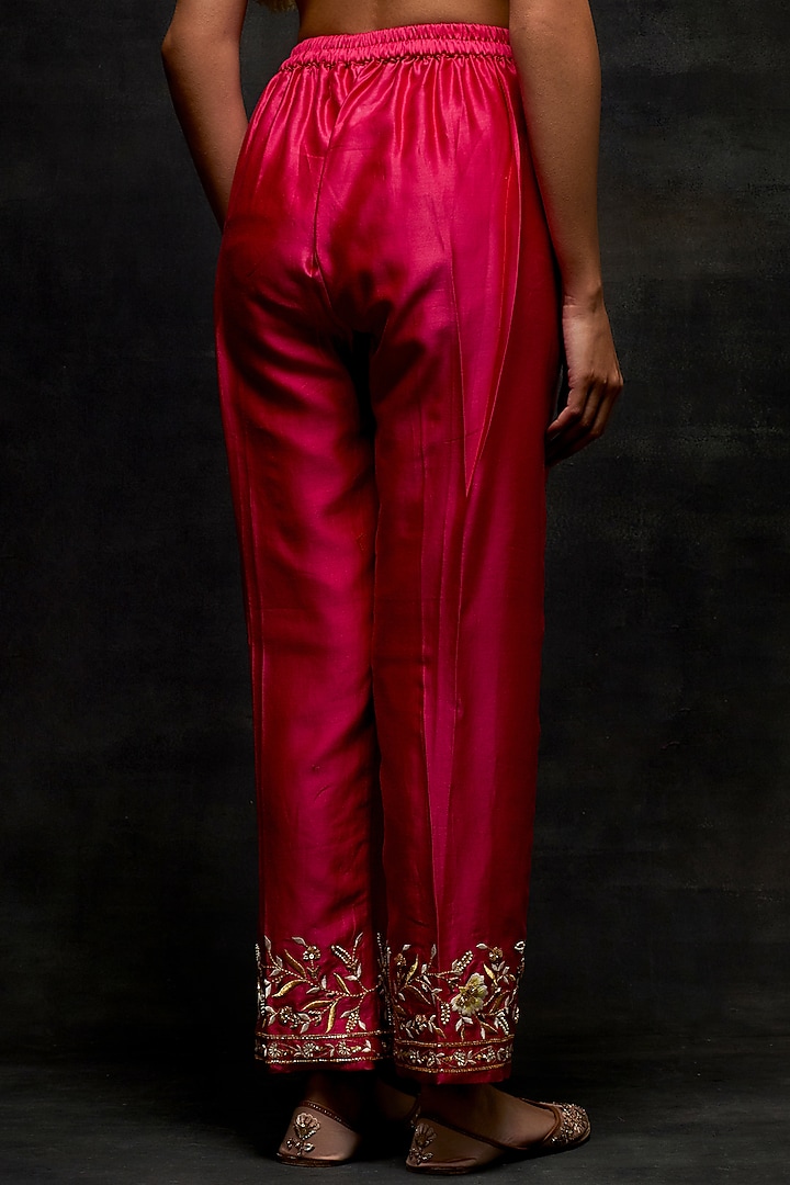 Fuchsia Silk Chanderi Floral Embroidered Kurta Set by Anantaa By Roohi Trehan at Pernia's Pop Up Shop