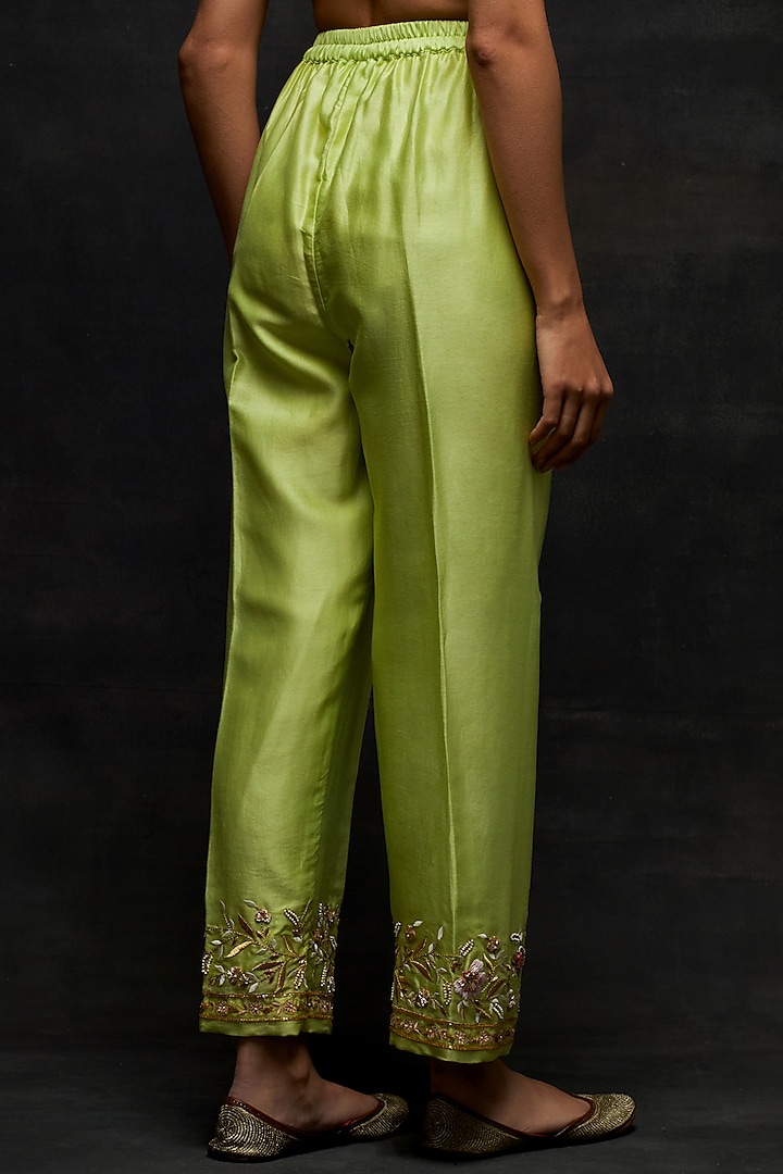 Green Silk Chanderi Floral Embroidered Kurta Set by Anantaa By Roohi Trehan at Pernia's Pop Up Shop