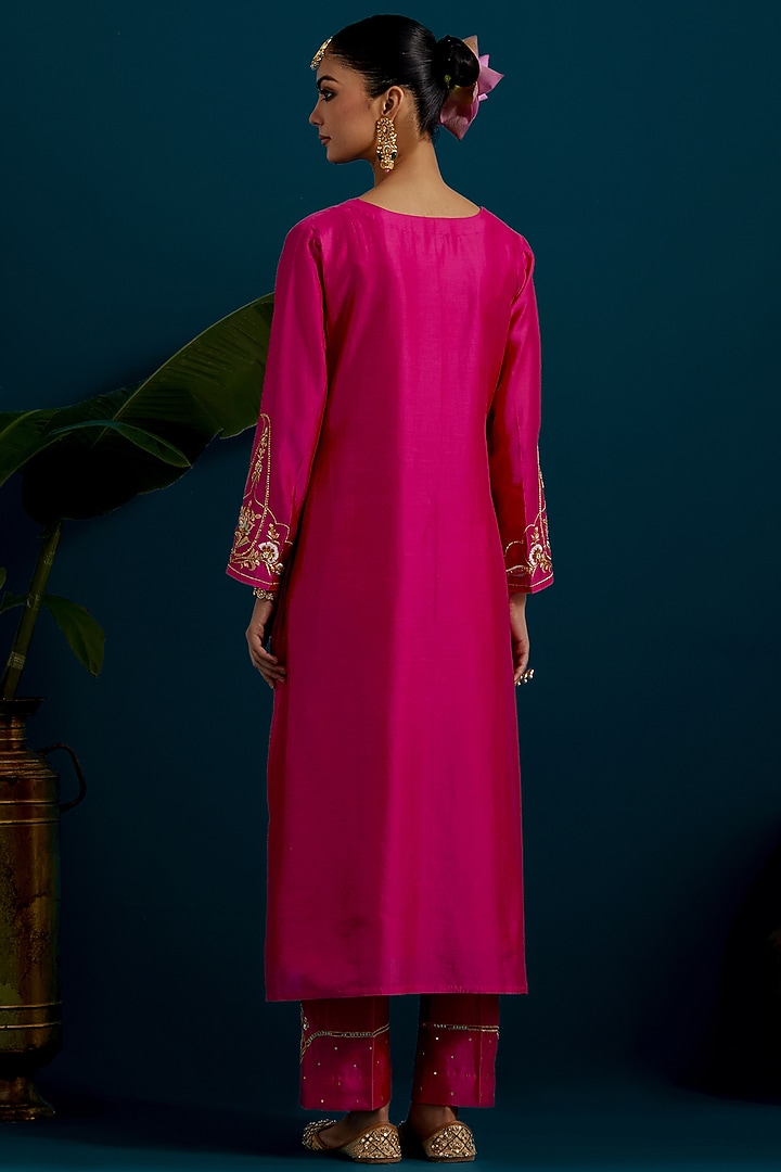 Fuchsia Silk Chanderi Dabka Embroidered A-Line Kurta Set by Anantaa By Roohi Trehan at Pernia's Pop Up Shop