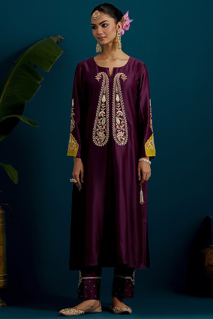 Purple Silk Chanderi Paisley Embroidered Kurta Set by Anantaa By Roohi Trehan at Pernia's Pop Up Shop