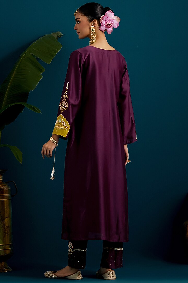 Purple Silk Chanderi Paisley Embroidered Kurta Set by Anantaa By Roohi Trehan at Pernia's Pop Up Shop