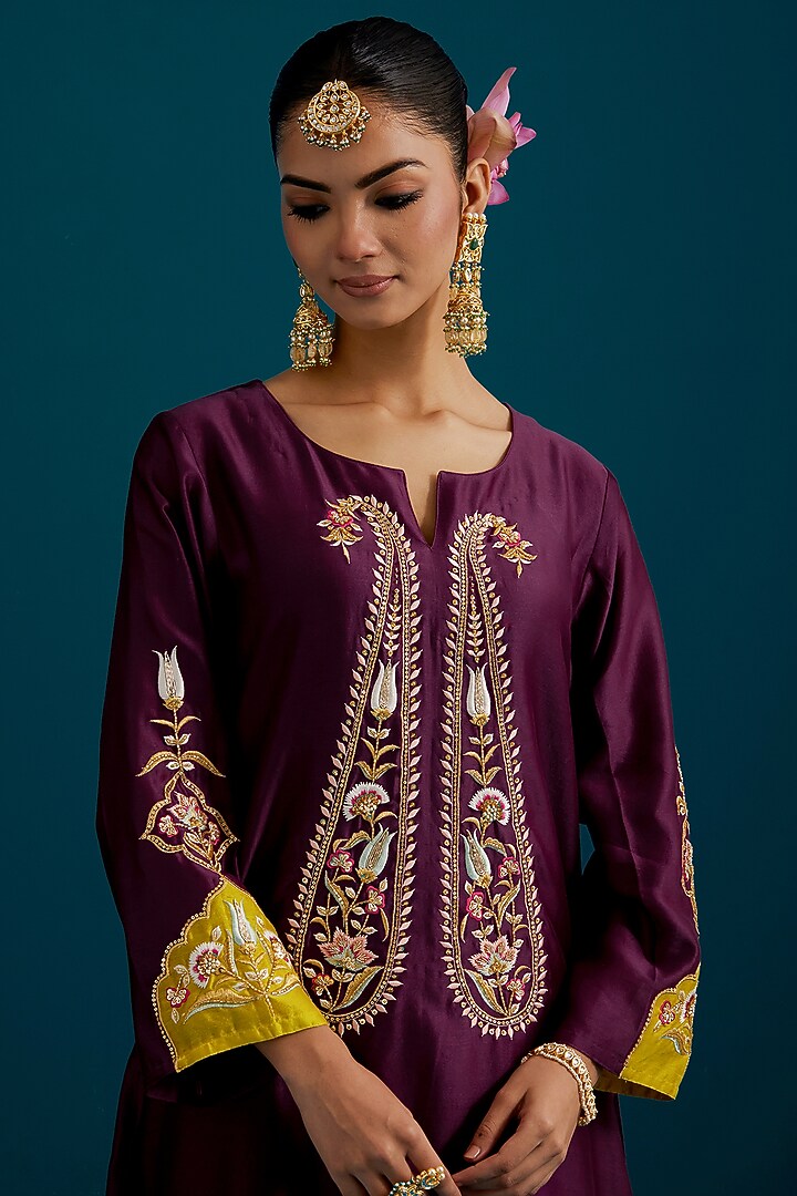 Purple Silk Chanderi Paisley Embroidered Kurta Set by Anantaa By Roohi Trehan at Pernia's Pop Up Shop