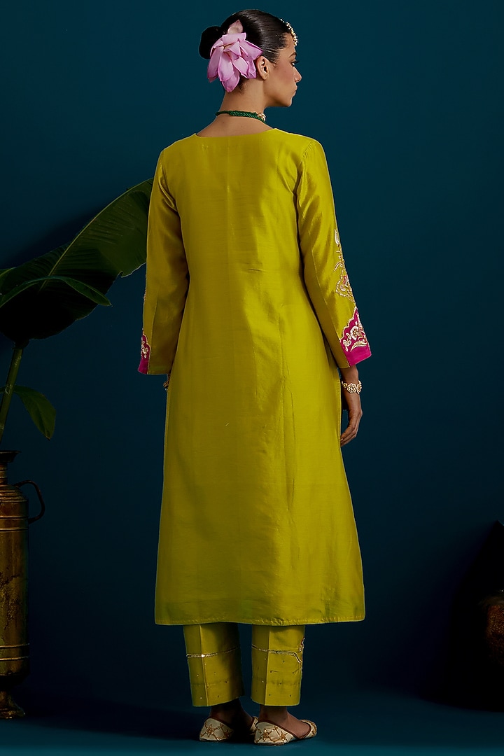 Lime Green Silk Chanderi Paisley Embroidered Kurta Set by Anantaa By Roohi Trehan at Pernia's Pop Up Shop