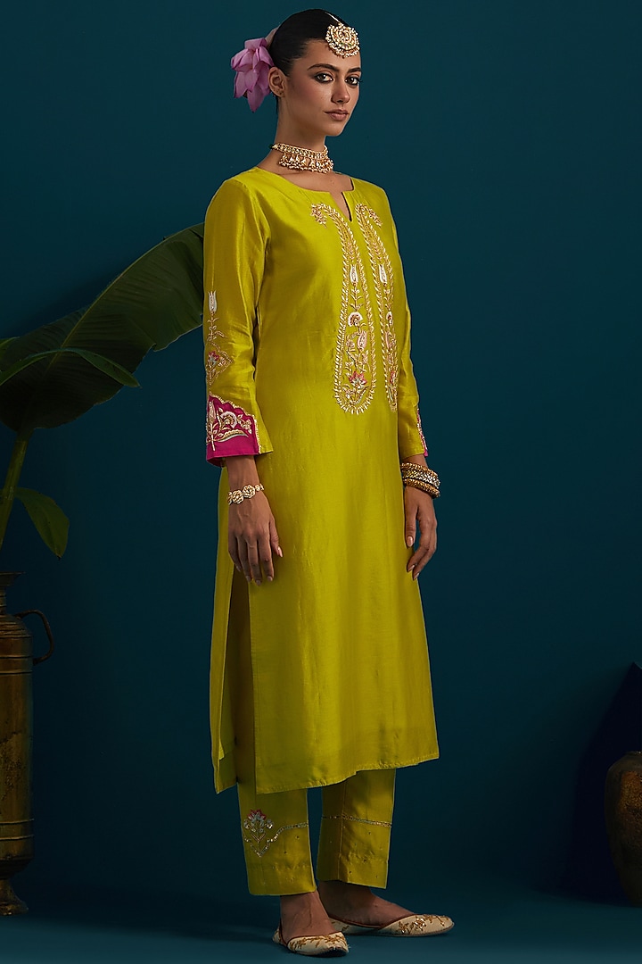 Lime Green Silk Chanderi Paisley Embroidered Kurta Set by Anantaa By Roohi Trehan at Pernia's Pop Up Shop