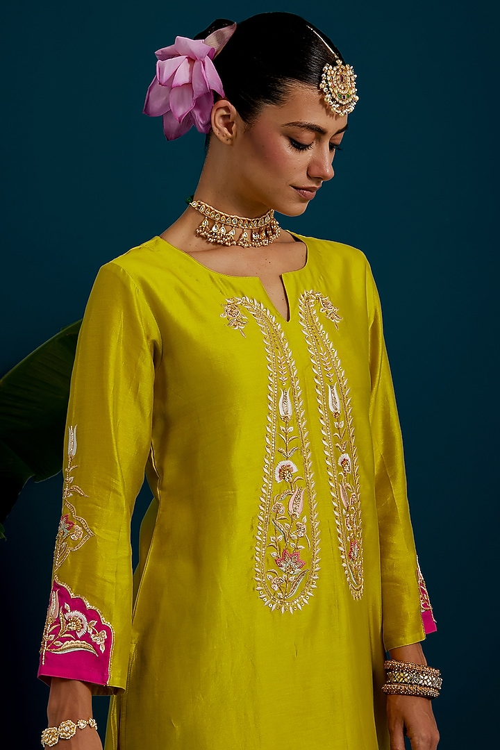 Lime Green Silk Chanderi Paisley Embroidered Kurta Set by Anantaa By Roohi Trehan at Pernia's Pop Up Shop
