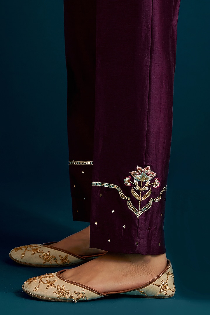 Purple Silk Chanderi Paisley Embroidered Kurta Set by Anantaa By Roohi Trehan at Pernia's Pop Up Shop