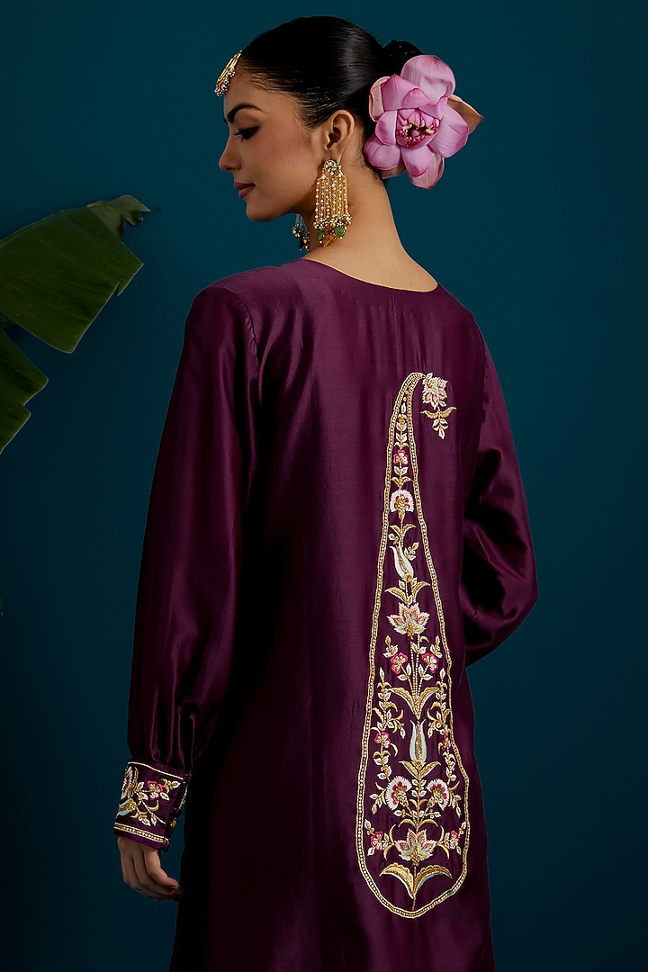 Purple Silk Chanderi Paisley Embroidered Kurta Set by Anantaa By Roohi Trehan at Pernia's Pop Up Shop