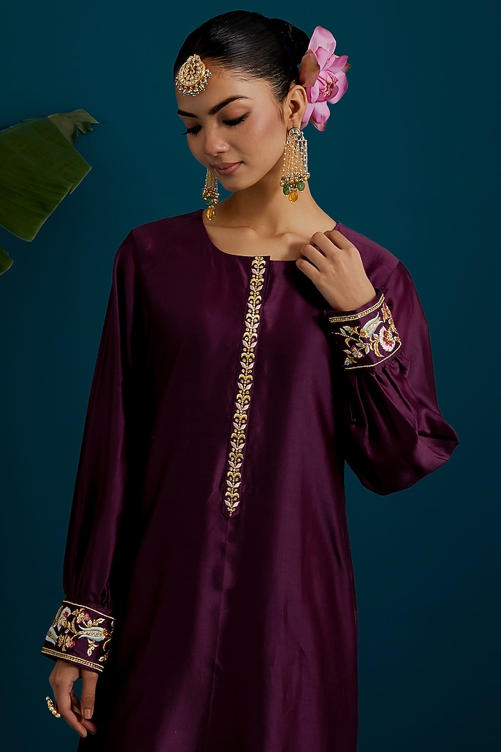 Purple Silk Chanderi Paisley Embroidered Kurta Set by Anantaa By Roohi Trehan at Pernia's Pop Up Shop