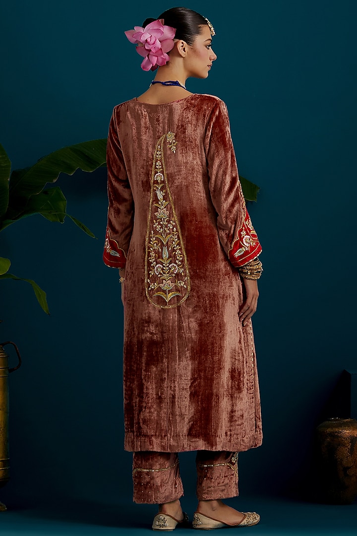 Dull Pink Viscose Velvet Sequins Embroidered A-Line Kurta Set by Anantaa By Roohi Trehan at Pernia's Pop Up Shop