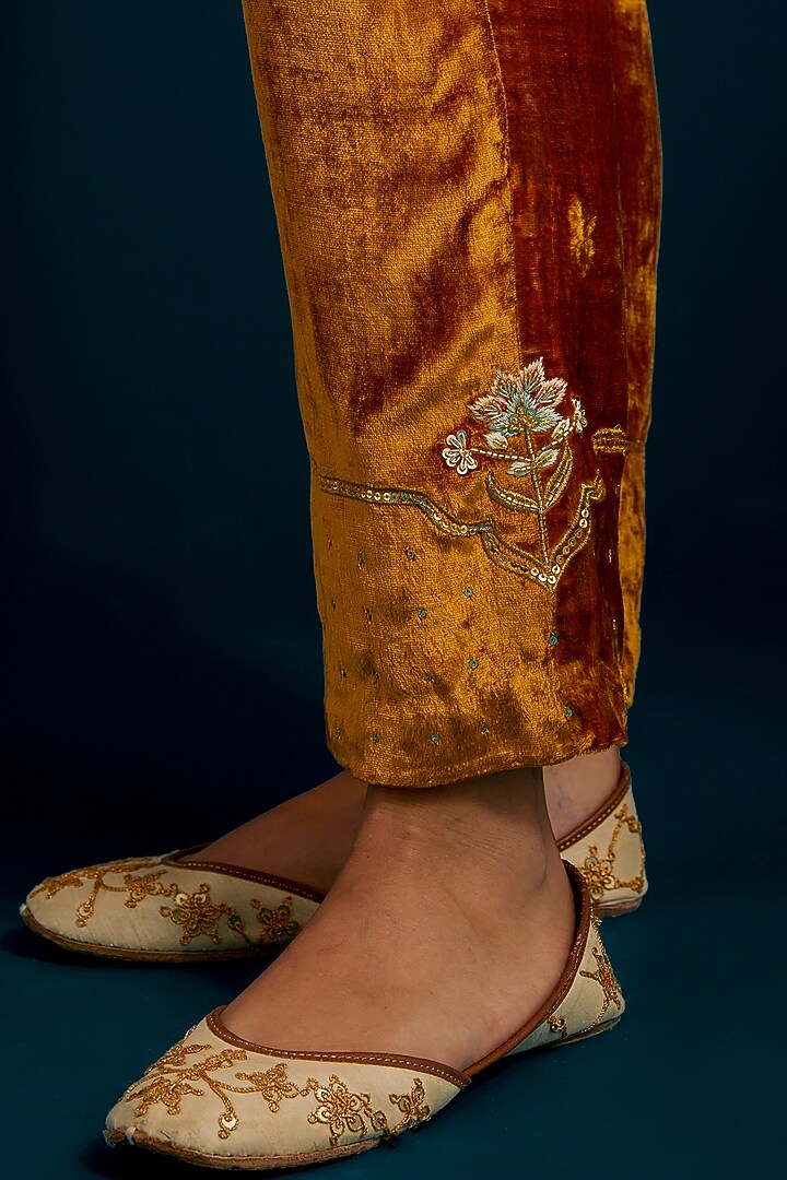 Mustard Viscose Velvet Sequins Embroidered A-Line Kurta Set by Anantaa By Roohi Trehan at Pernia's Pop Up Shop