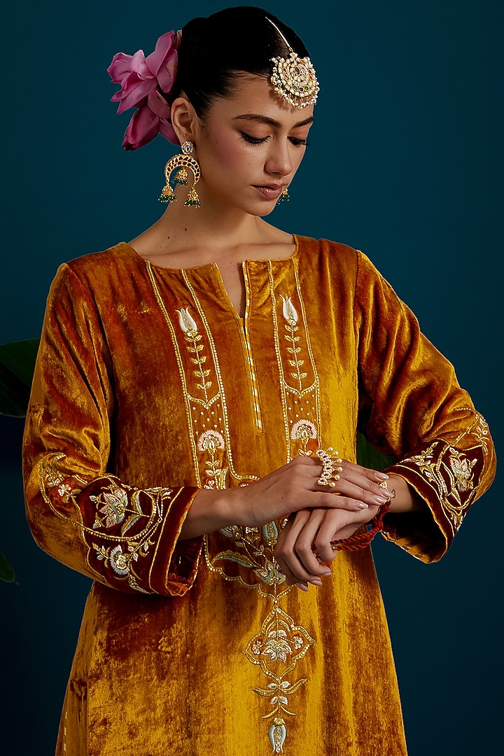 Mustard Viscose Velvet Sequins Embroidered A-Line Kurta Set by Anantaa By Roohi Trehan at Pernia's Pop Up Shop