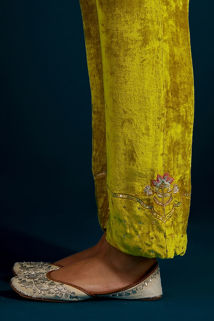 Lime Green Viscose Velvet Sequins Embroidered A-Line Kurta Set by Anantaa By Roohi Trehan at Pernia's Pop Up Shop