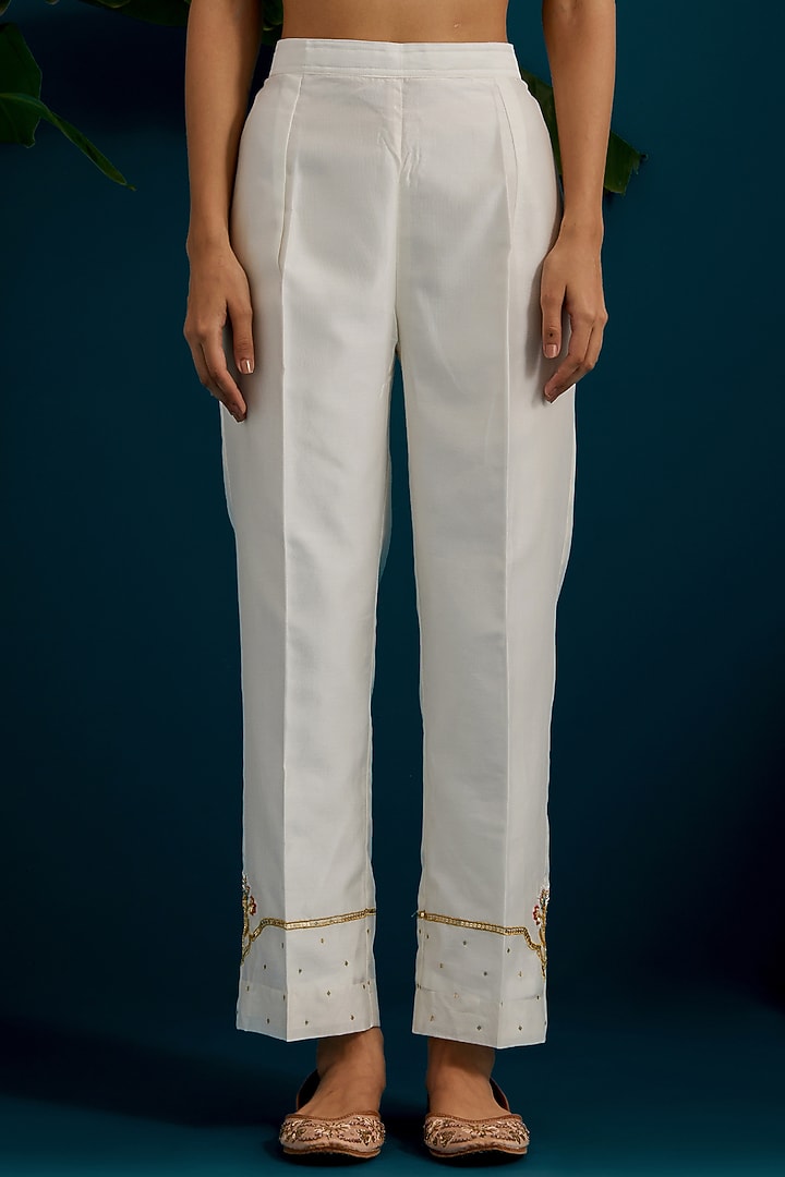 Off-White Silk Chanderi Hand & Machine Embroidered A-Line Kurta Set by Anantaa By Roohi Trehan at Pernia's Pop Up Shop
