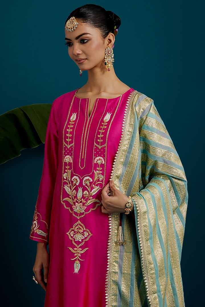 Fuchsia Silk Chanderi Hand & Machine Embroidered A-Line Kurta Set by Anantaa By Roohi Trehan at Pernia's Pop Up Shop