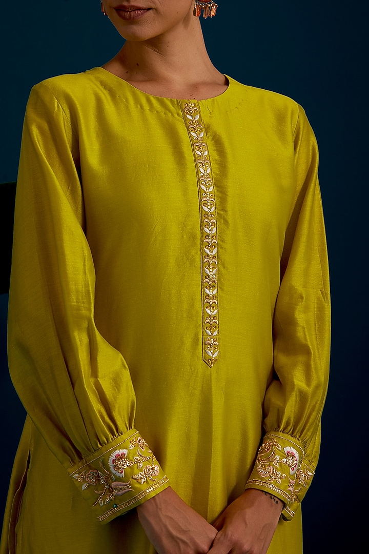 Lime Green Silk Chanderi Hand & Machine Embroidered Kurta Set by Anantaa By Roohi Trehan at Pernia's Pop Up Shop