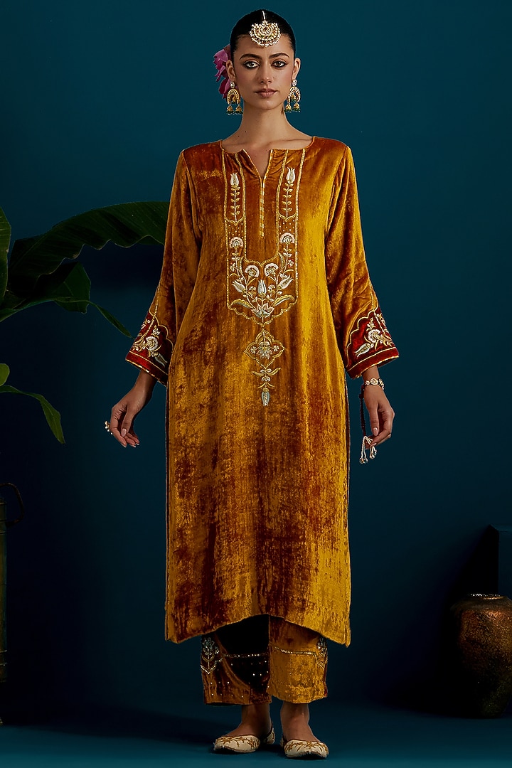 Mustard Viscose Velvet Hand & Machine Embroidered A-Line Kurta Set by Anantaa By Roohi Trehan at Pernia's Pop Up Shop