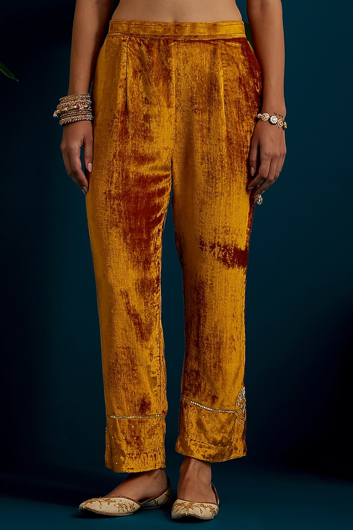Mustard Viscose Velvet Hand & Machine Embroidered A-Line Kurta Set by Anantaa By Roohi Trehan at Pernia's Pop Up Shop