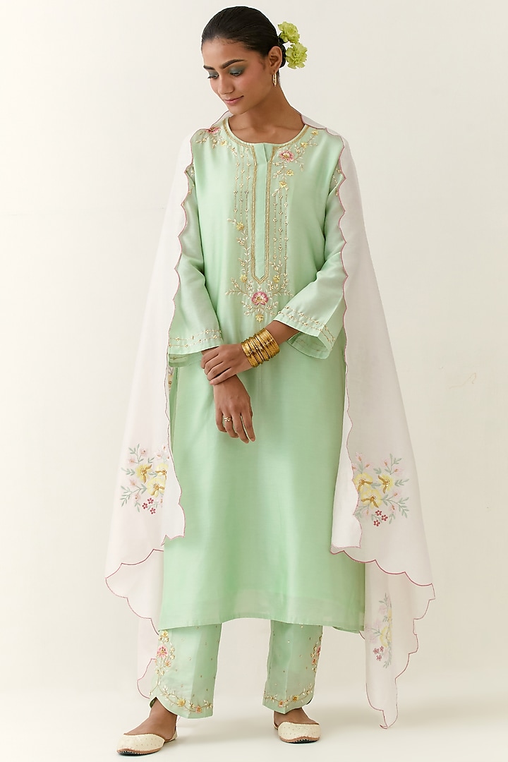 Green Silk Chanderi Hand Embroidered Kurta Set Design by Anantaa