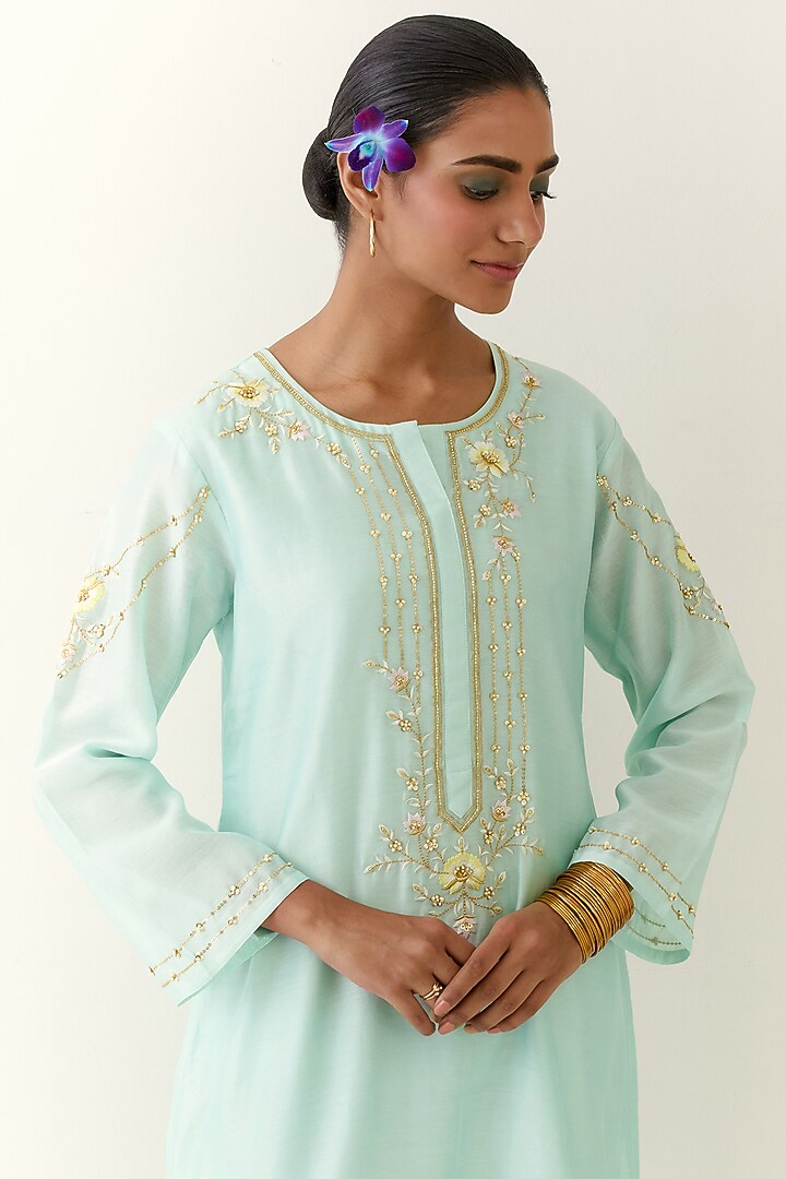 Mint Silk Chanderi Hand Embroidered Kurta Set by Anantaa By Roohi Trehan at Pernia's Pop Up Shop