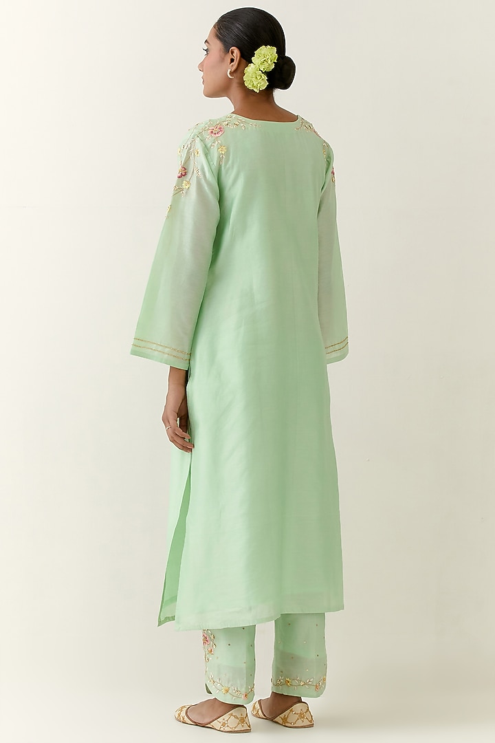 Green Silk Chanderi Hand Embroidered Kurta Set by Anantaa By Roohi Trehan at Pernia's Pop Up Shop