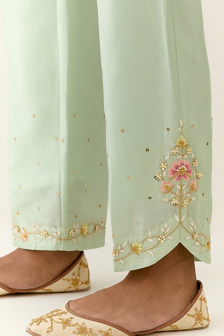 Green Silk Chanderi Hand Embroidered Gathered Kurta Set by Anantaa By Roohi Trehan at Pernia's Pop Up Shop