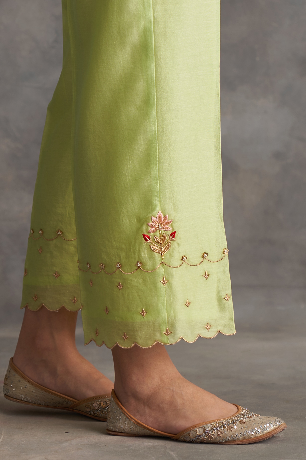 Off-White Silk Chanderi Embroidered Palazzo Pant Design by Anantaa By Roohi  Trehan at Pernia's Pop Up Shop 2024