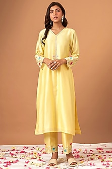 product-color-Yellow