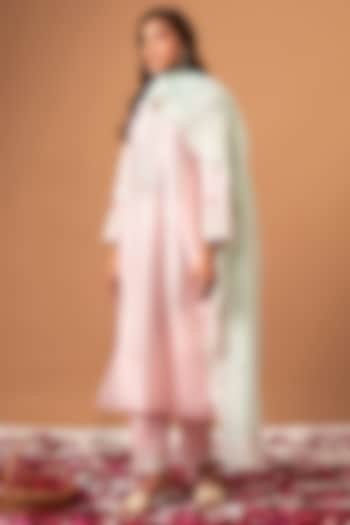 Pink Silk Chanderi Embroidered Kurta Set by Anantaa By Roohi Trehan at Pernia's Pop Up Shop