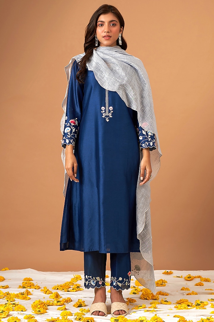 Blue Silk Chanderi Embroidered Kurta Set by Anantaa By Roohi Trehan at Pernia's Pop Up Shop