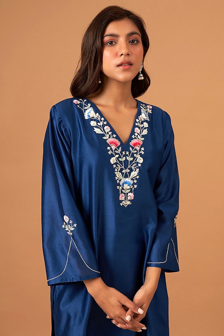 Blue Silk Chanderi Embroidered Kurta Set by Anantaa By Roohi Trehan at Pernia's Pop Up Shop