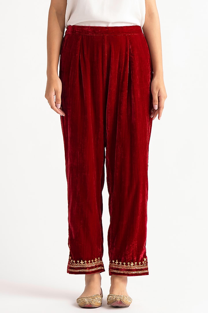 Deep Red Velvet Hand Embroidered Kurta Set by Anantaa By Roohi Trehan at Pernia's Pop Up Shop