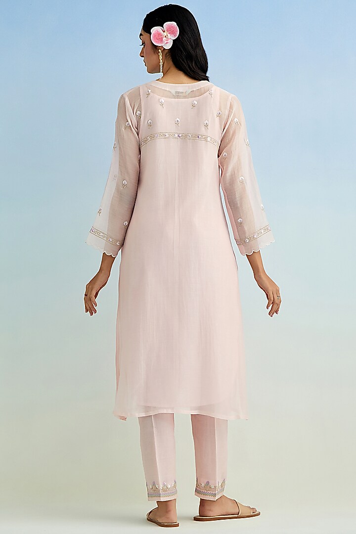 Pink Mul Chanderi Embroidered Kurta Set by Anantaa By Roohi Trehan at Pernia's Pop Up Shop