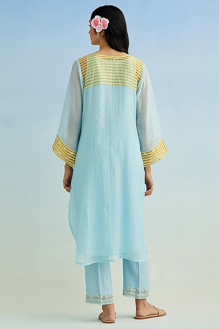 Blue Mul Chanderi Thread Embroidered Kurta Set by Anantaa By Roohi Trehan at Pernia's Pop Up Shop