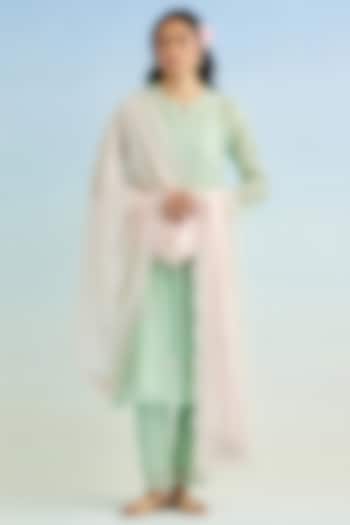 Green Mul Chanderi Embroidered Kurta Set by Anantaa By Roohi Trehan at Pernia's Pop Up Shop