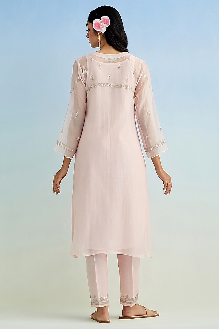 Pink Mul Chanderi Embroidered Kurta Set by Anantaa By Roohi Trehan at Pernia's Pop Up Shop