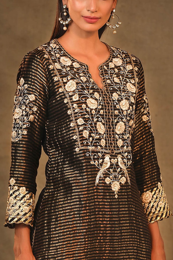 Black Tissue Embroidered Kurta by Anantaa By Roohi Trehan at Pernia's Pop Up Shop
