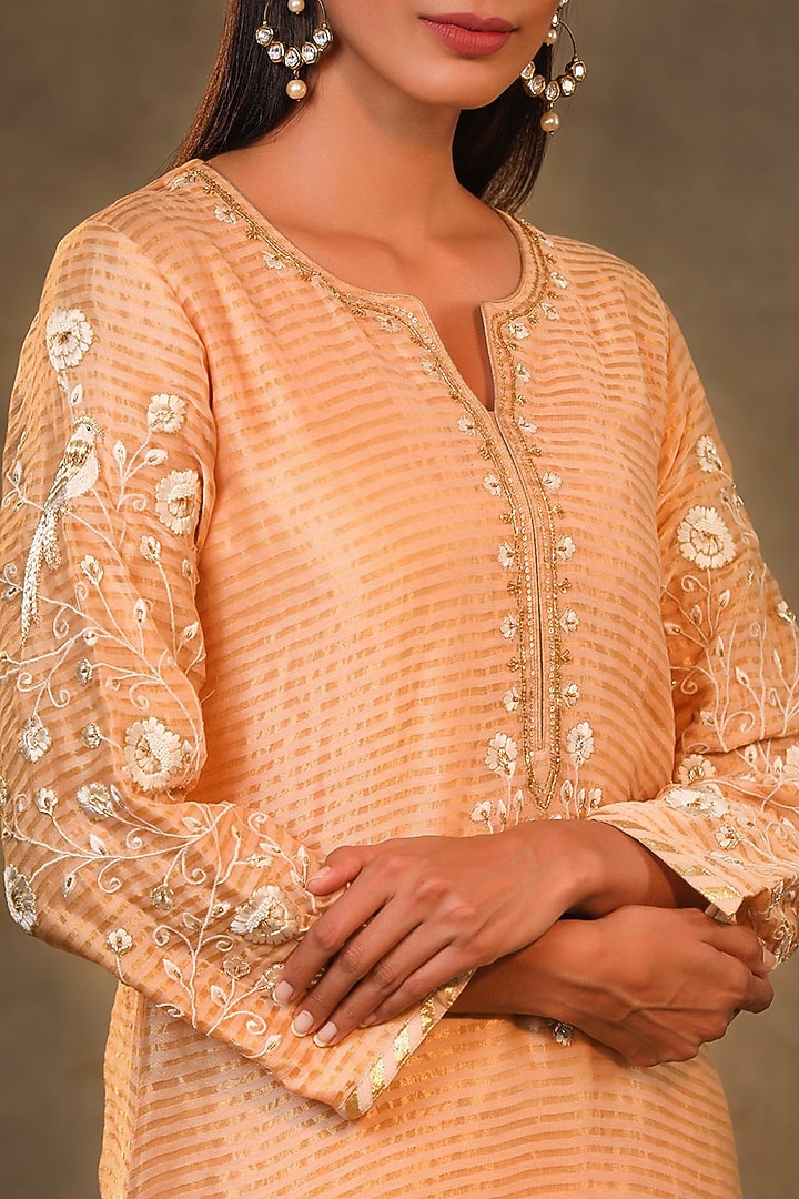 Orange Embroidered Kurta by Anantaa By Roohi Trehan at Pernia's Pop Up Shop