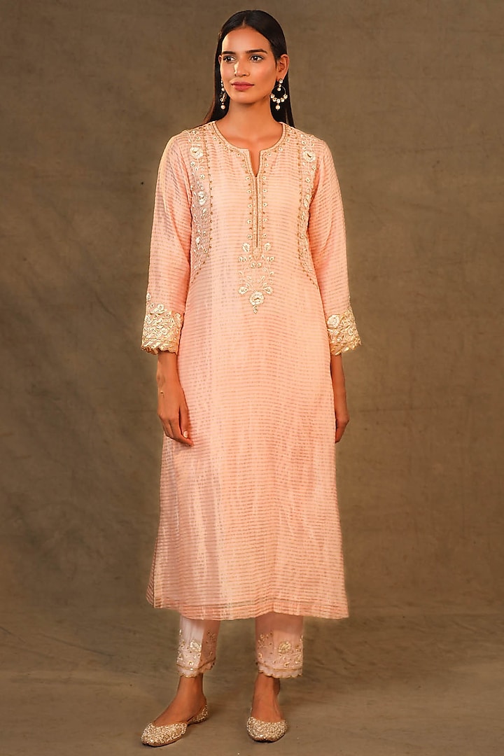 Pink Tissue Embroidered Kurta by Anantaa By Roohi Trehan