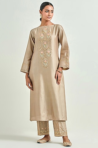 Brown Silk Chanderi Embroidered Kurta Set by Anantaa By Roohi Trehan