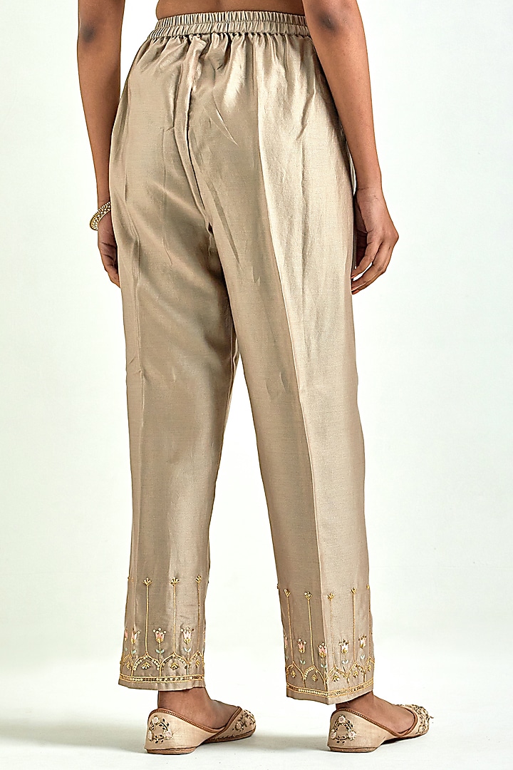 Brown Silk Chanderi Embroidered Kurta Set by Anantaa By Roohi Trehan at Pernia's Pop Up Shop