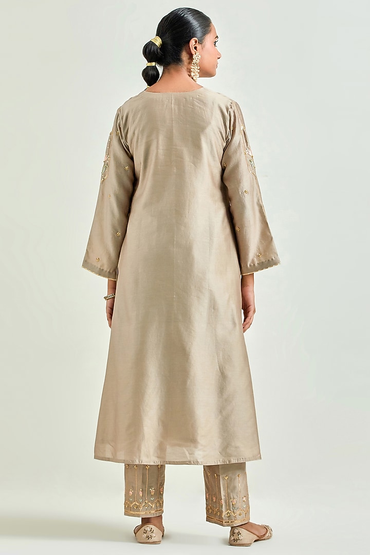 Brown Silk Chanderi Embroidered Kurta Set by Anantaa By Roohi Trehan at Pernia's Pop Up Shop