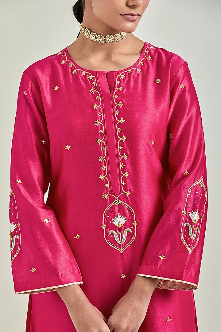 Fuchsia Silk Chanderi Embroidered Kurta Set by Anantaa By Roohi Trehan at Pernia's Pop Up Shop