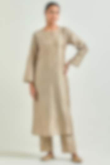 Brown Silk Chanderi Embroidered Kurta Set by Anantaa By Roohi Trehan at Pernia's Pop Up Shop