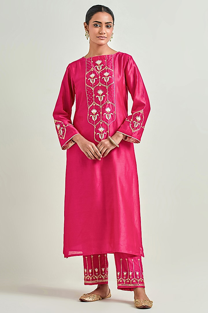 Fuchsia Silk Chanderi Embroidered Kurta Set by Anantaa By Roohi Trehan at Pernia's Pop Up Shop