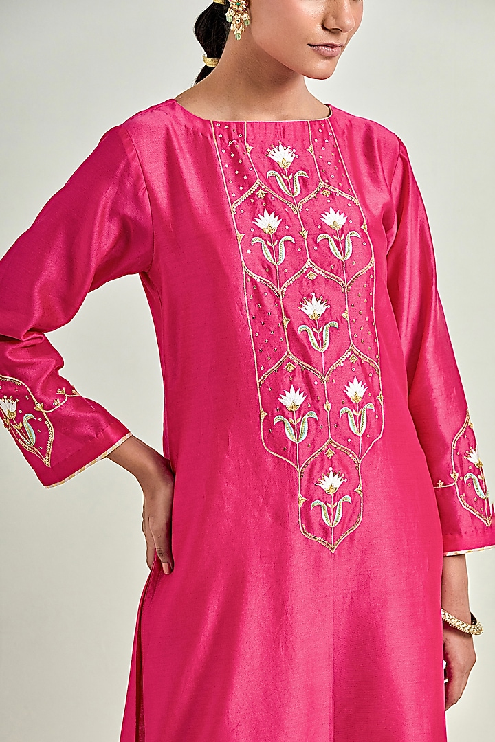 Fuchsia Silk Chanderi Embroidered Kurta Set by Anantaa By Roohi Trehan at Pernia's Pop Up Shop