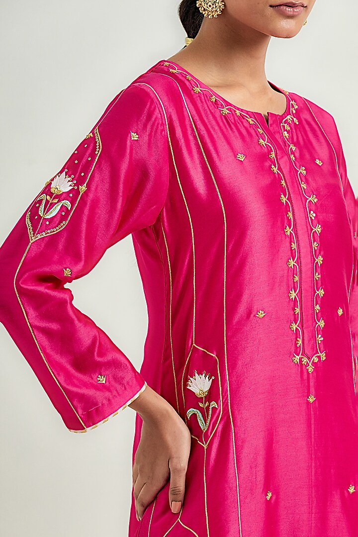Fuchsia Silk Chanderi Embroidered Kurta Set by Anantaa By Roohi Trehan at Pernia's Pop Up Shop