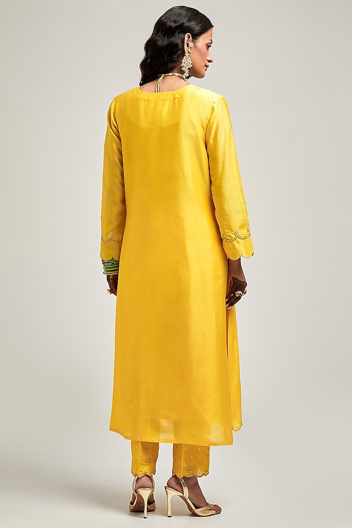 Yellow Silk Chanderi Floral & Cutdana Embroidered Kurta Set by Anantaa By Roohi Trehan at Pernia's Pop Up Shop